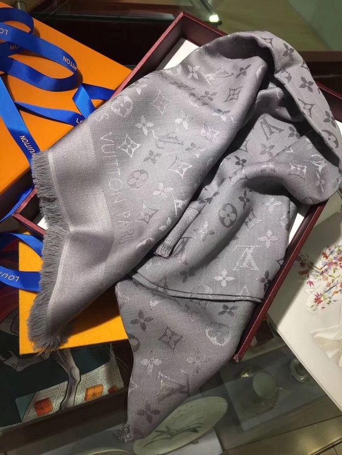 Louis Vuitton Scarf LV00107